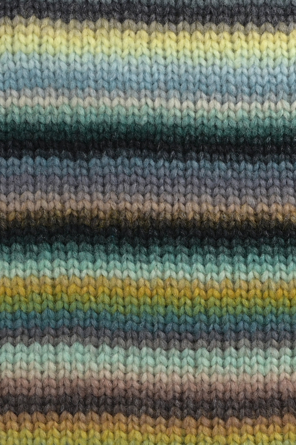 Lang Yarns Cloud 4 Green swatch