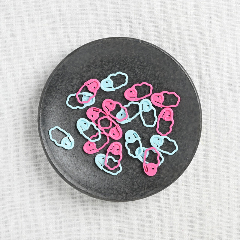 Clover Quick-Locking Medium Stitch Markers