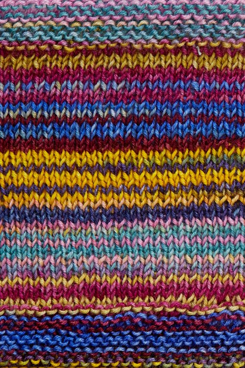 Urth Yarns Uneek Fingering 3026 swatch