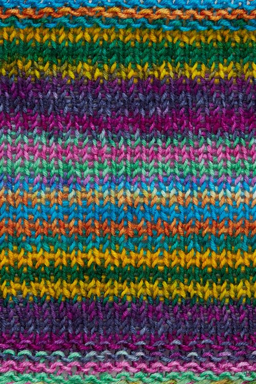 Urth Yarns Uneek Fingering 3010 swatch