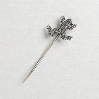 JUL Designs Filigree Tree Frog Shawl Stick, White Brass
