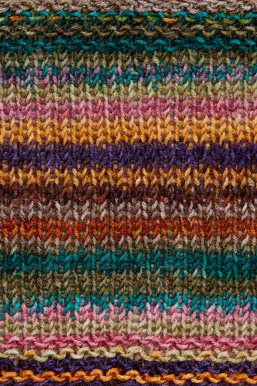 Urth Yarns Uneek Fingering 3019 swatch