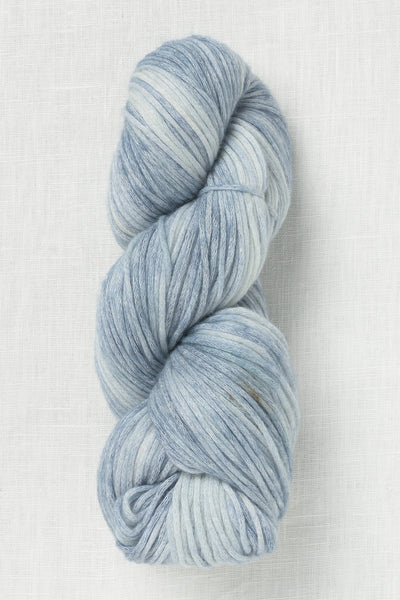 cascade cantata hand paints 206 winter clouds