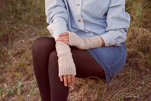 Punta Negra fingerless mittens