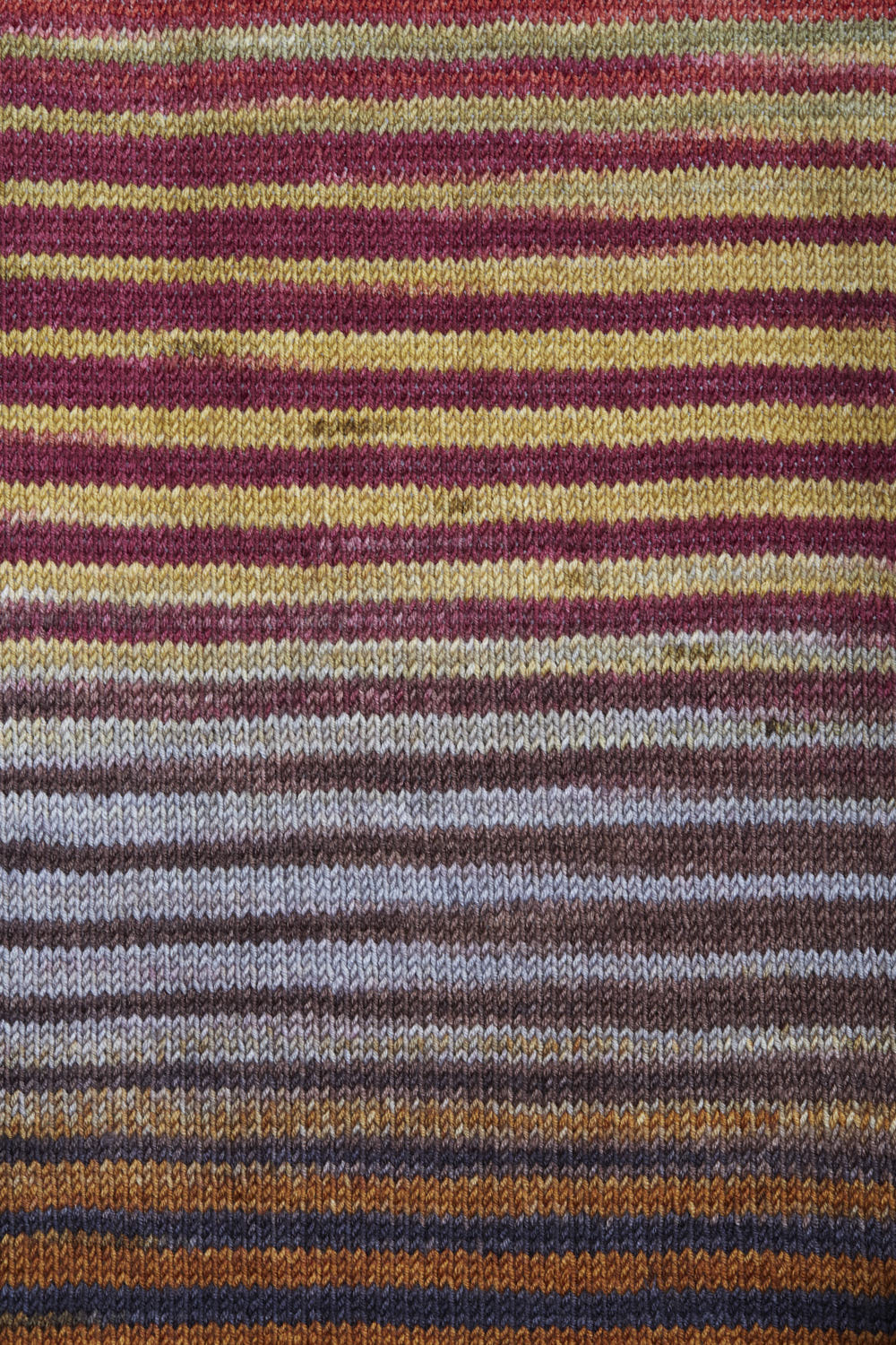 Urth Yarns Uneek DK 6032 swatch