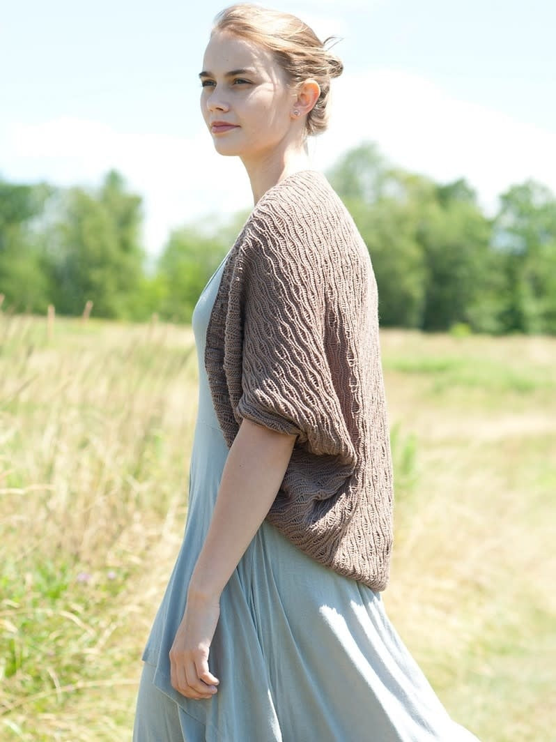 Tamara Shrug