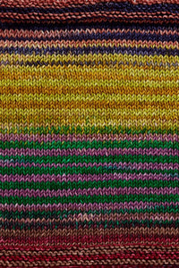 Urth Yarns Uneek Worsted 4018 swatch