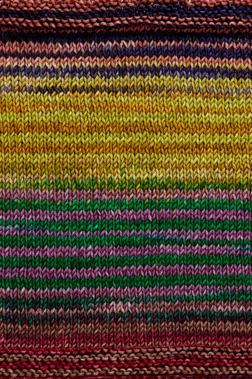 Urth Yarns Uneek Worsted 4018 swatch