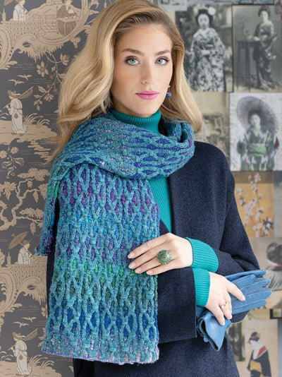 Two-Color Cabled Scarf