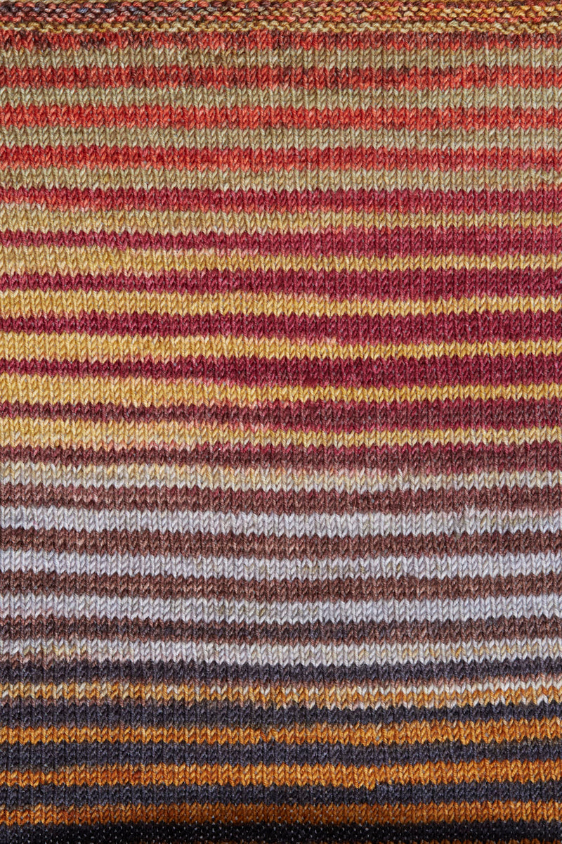 Urth Yarns Uneek Fingering 3032 swatch