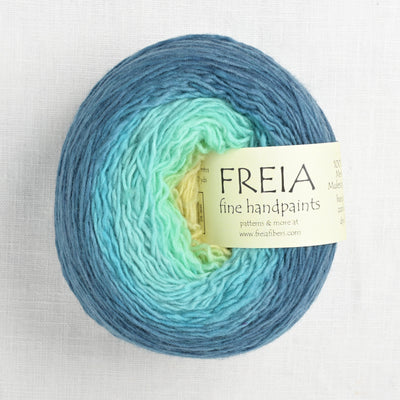 freia fingering shawl ball aurora