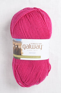 plymouth galway worsted 163 magenta