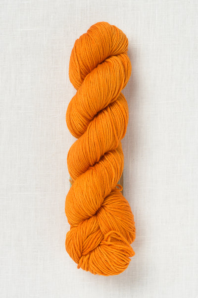 urth yarns harvest dk orange