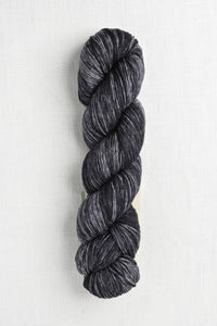 urth yarns monokrom fingering 3063