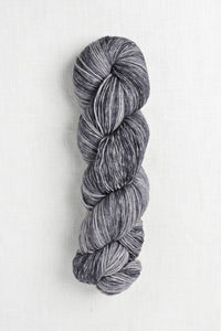 urth yarns monokrom fingering 3064